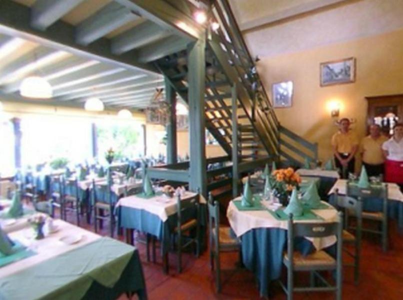 Logis Hotel Le Pan De Bois Bréviandes Buitenkant foto